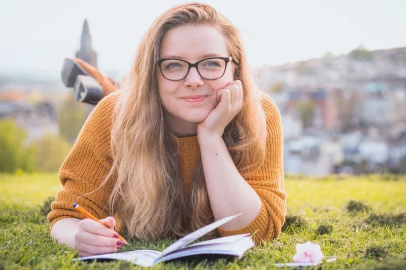 Simple Steps To Write A Scholarship Essay