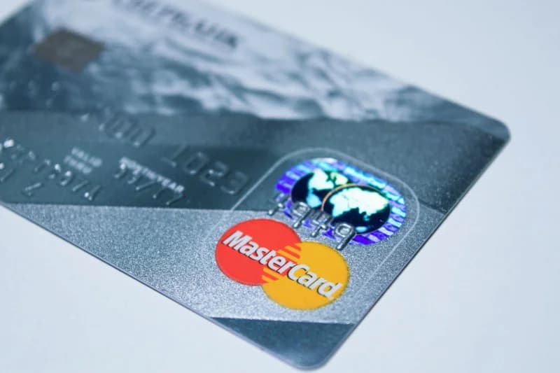 7 Things You Must Know About Prepaid Credit Cards