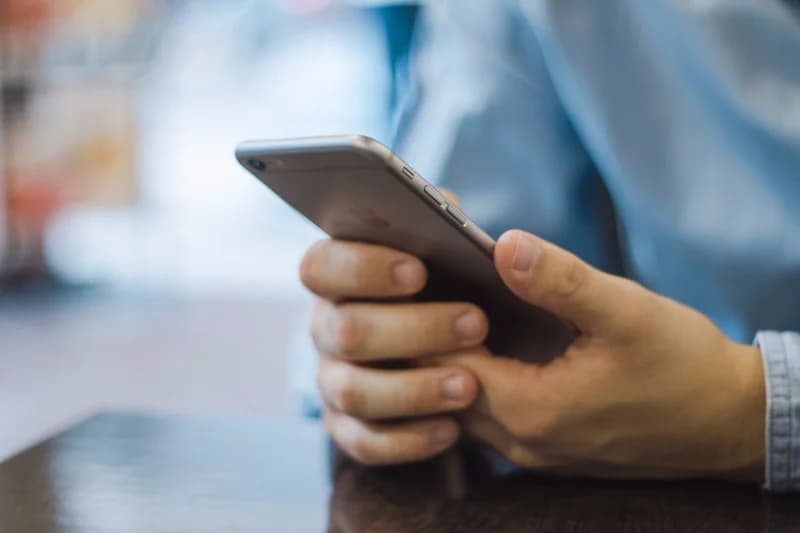 States Providing Cell Phones to Low-Income Residents