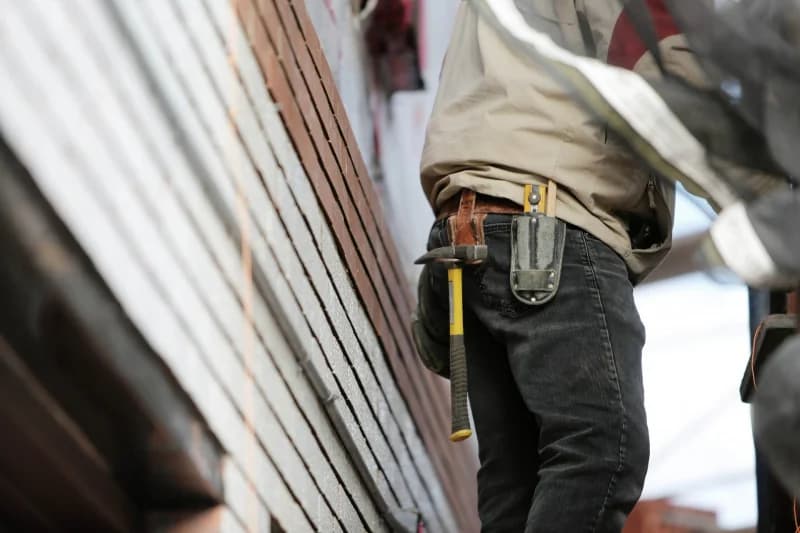 What You Need To Know Before Hiring a Contractor