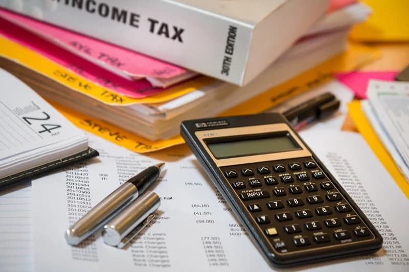 8 Tips to Deal with IRS Collections